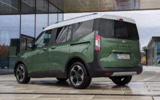 Günstiges Familienauto von FORD. Caddy-Alternative unter 30.000 Euro mit Schiebetüren.